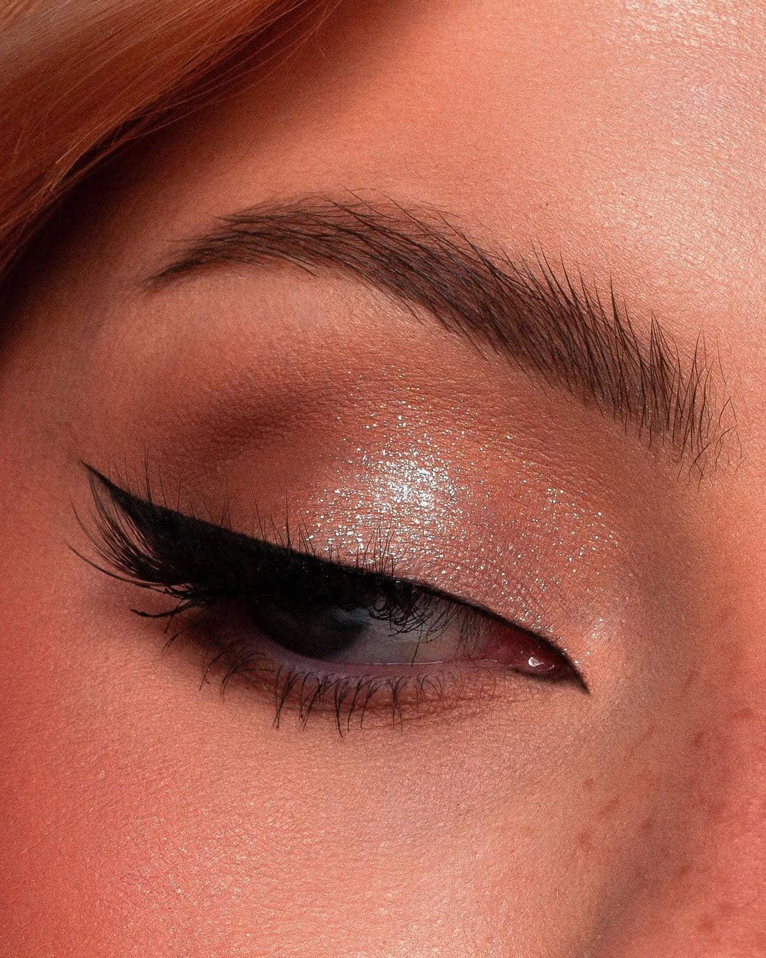 KASH Beauty - Glisten Glitter Glaze - Image 2