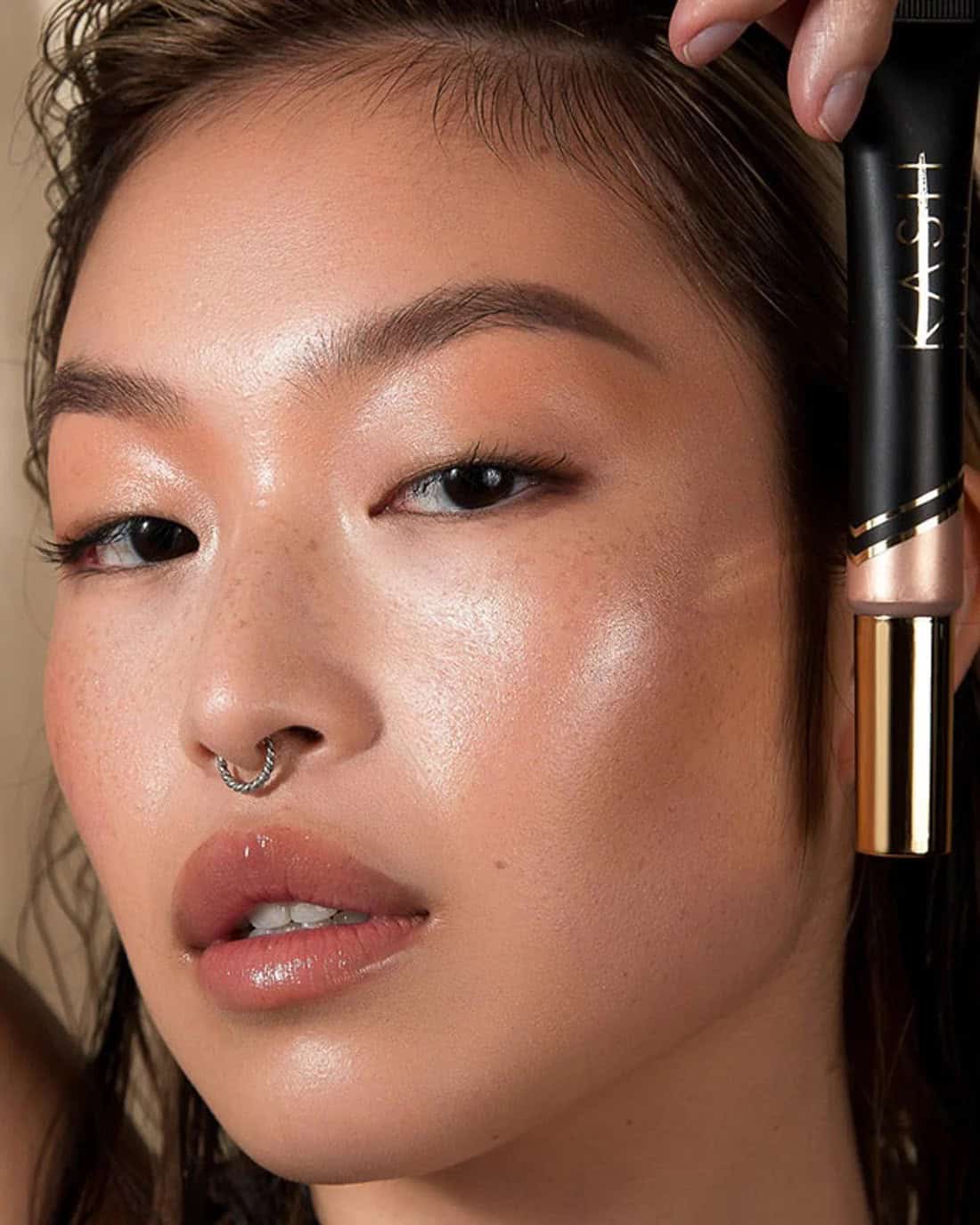 KASH Beauty - Gold Beam Skin Glaze - Image 2