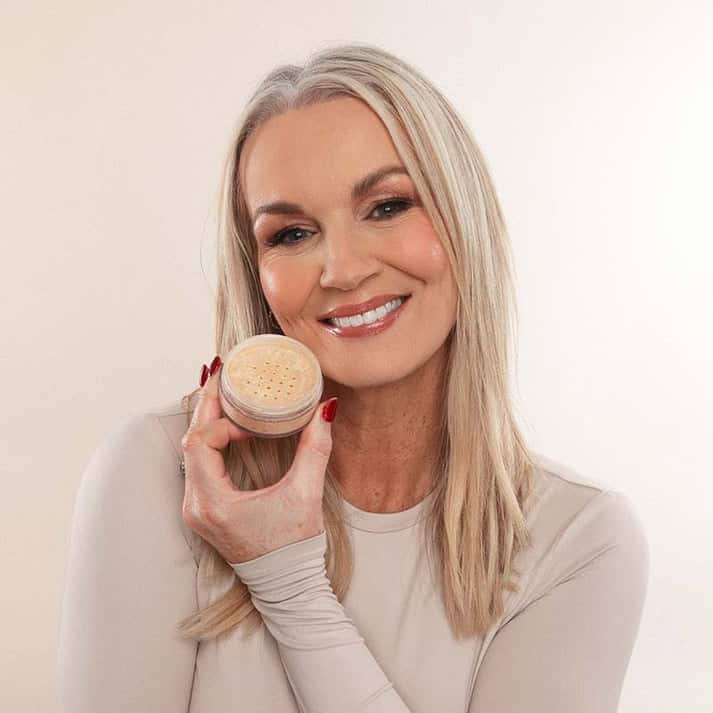 Kash Beauty - Loose Setting Powder (Honey) - Image 4